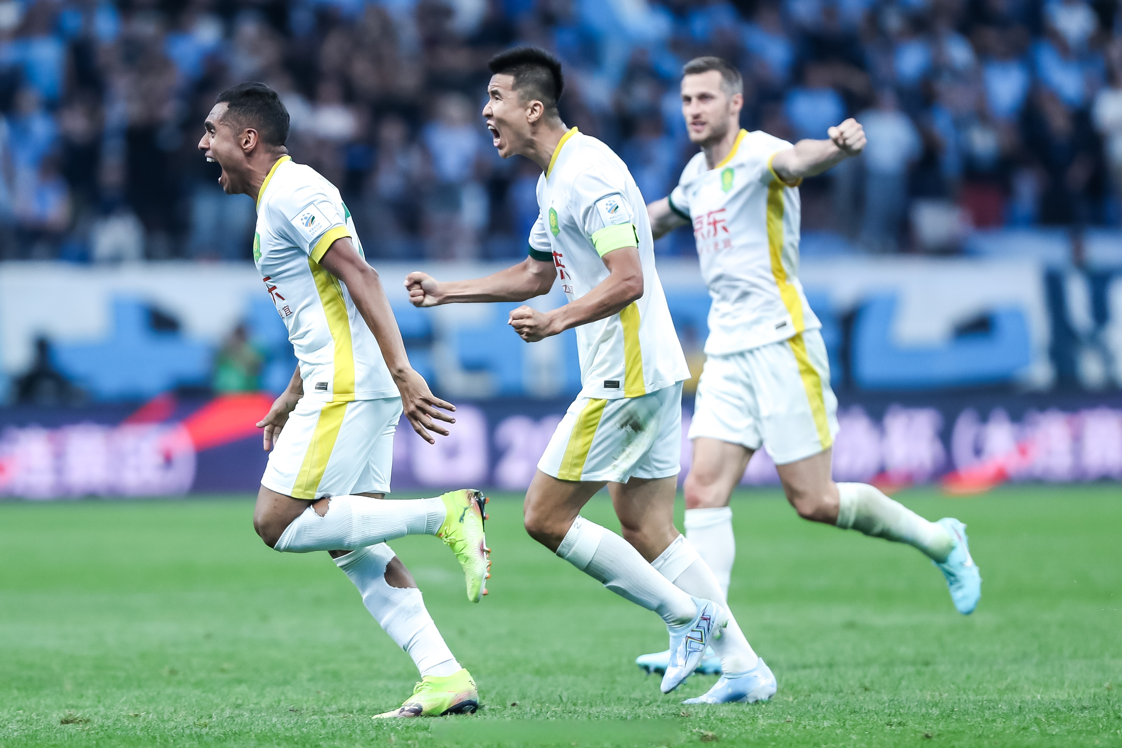 小胜出线!皇马顺利晋级,基辅迎强敌的简单介绍 小胜出线!皇马顺利晋级,基辅迎强敌的简单介绍